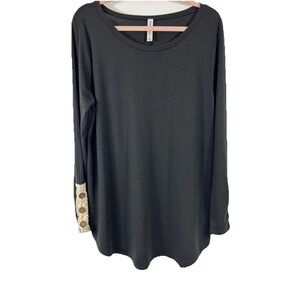 Zenana Women's Loose Tunic Size XL Black Lagenlook Minimalist Casual Neutral